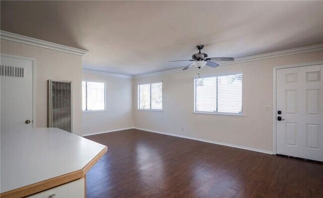Building Photo - 1263 Pismo St