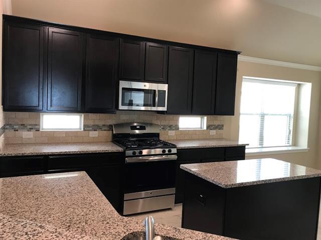 Building Photo - 2105 Washington Park Way