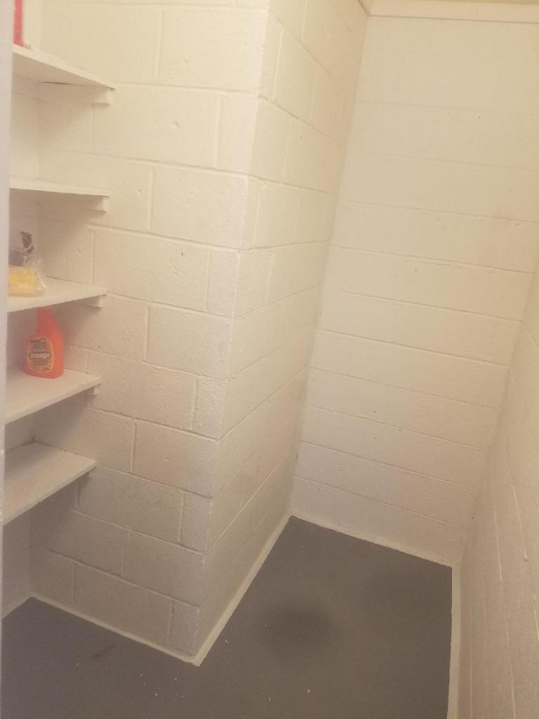 Building Photo - 808 Carter St