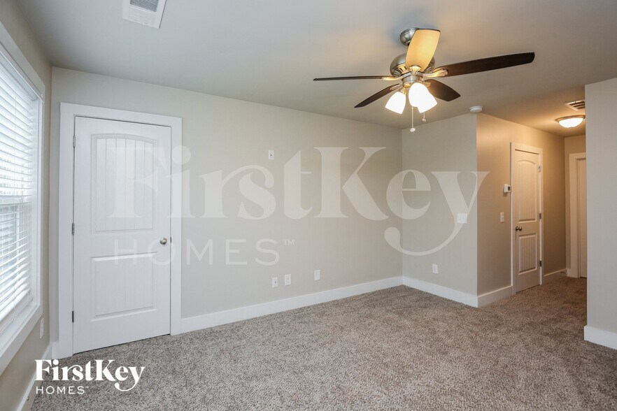 Building Photo - 6575 Terracewood Ln