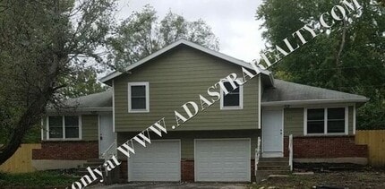 Building Photo - Gorgeous 3 Bedroom Duplex in Olathe-Availa...