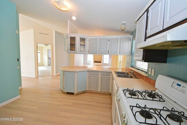 Building Photo - 10740 Geurts Ln