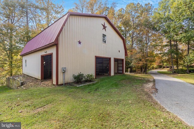 Building Photo - 12555 Trinity Dr