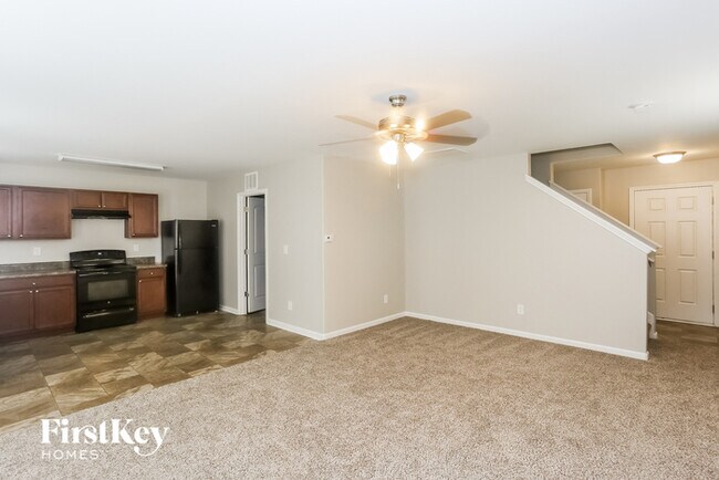 Building Photo - 33 Barber St NW