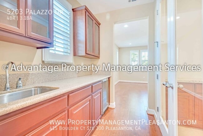 Building Photo - 5203 Palazzo Dr