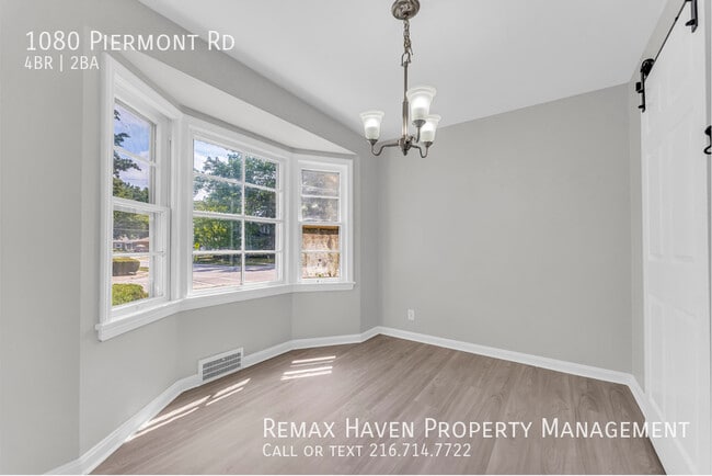 Building Photo - 1080 Piermont Rd