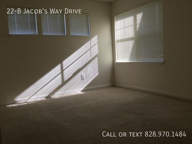 Building Photo - 22 Jacobs Way Dr