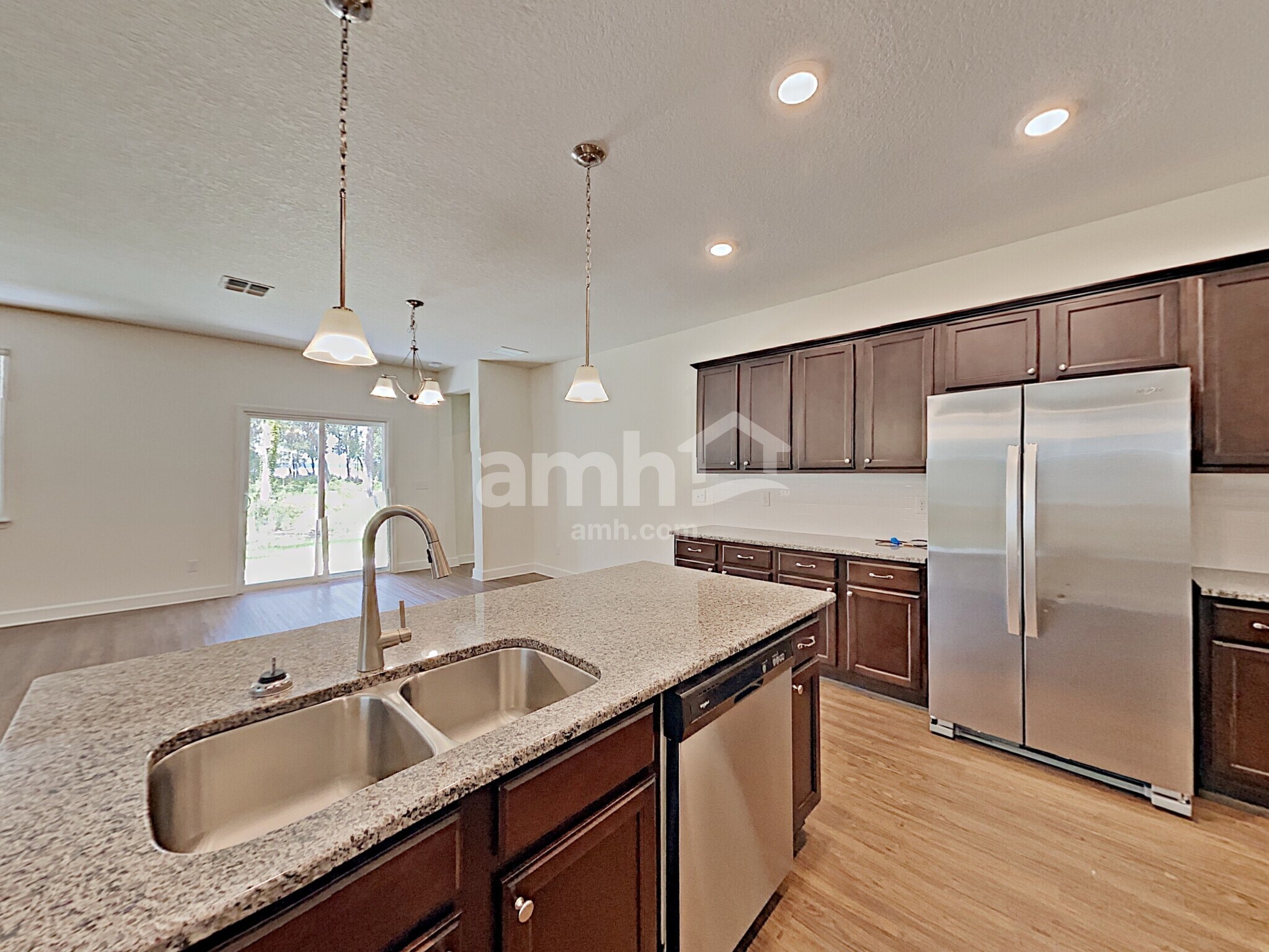 Building Photo - 1889 Silver Point