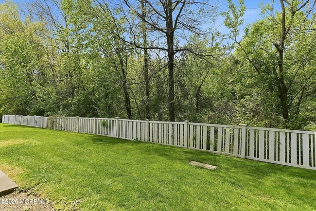 Building Photo - 5 Whistler Dr