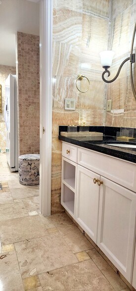 Building Photo - 30 Strada Di Villaggio