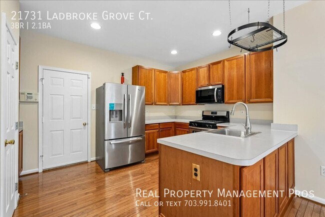 Building Photo - 21731 Ladbroke Grove Ct