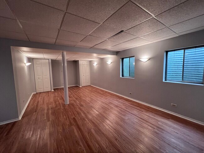 Building Photo - 1120 Mallory Ct