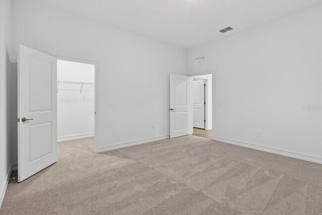 Building Photo - 6925 116th Ct E