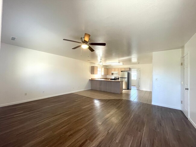 Building Photo - 7081 E Galaxy Way