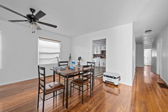 Building Photo - 4927 63rd St