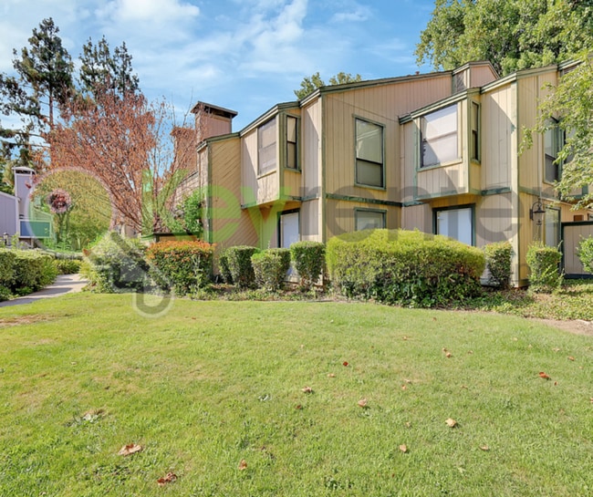 Building Photo - 600 Del Verde Cir