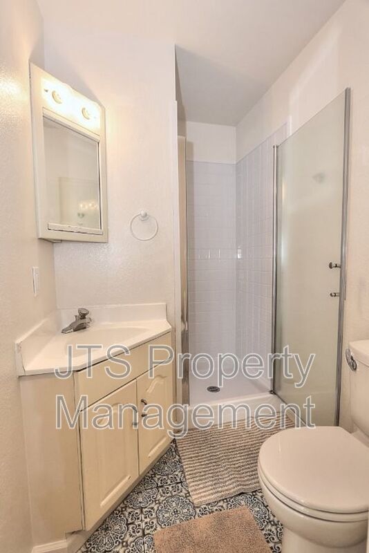 Building Photo - 9529 Lake Natoma Dr
