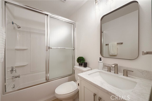 Building Photo - 26941 Rainbow Glen Dr