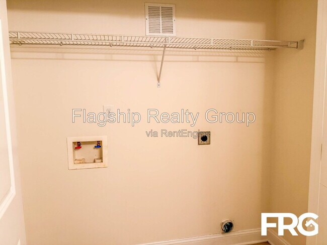 Building Photo - 4243 Dudleys Grant Dr
