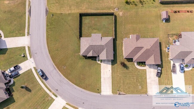 Building Photo - 19227 Racheals Loop