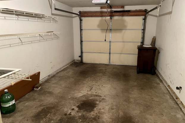 Building Photo - 2033 Manico Ct