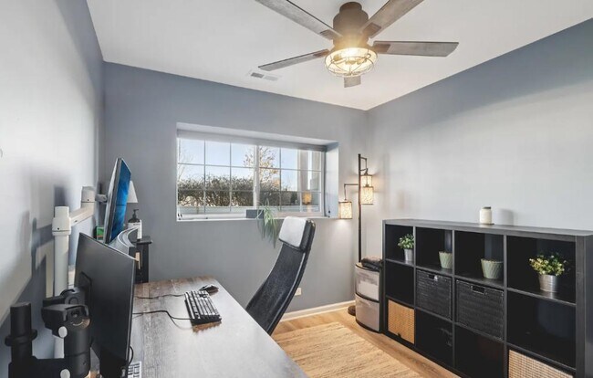 Building Photo - 1147 Piccolo Ln