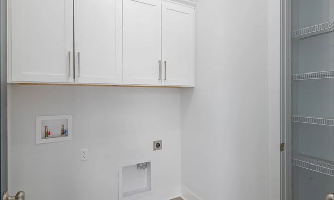 Building Photo - 7092 Fain Park Dr