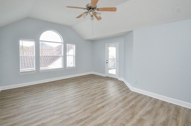 Building Photo - 14203 Marina Bay Ln