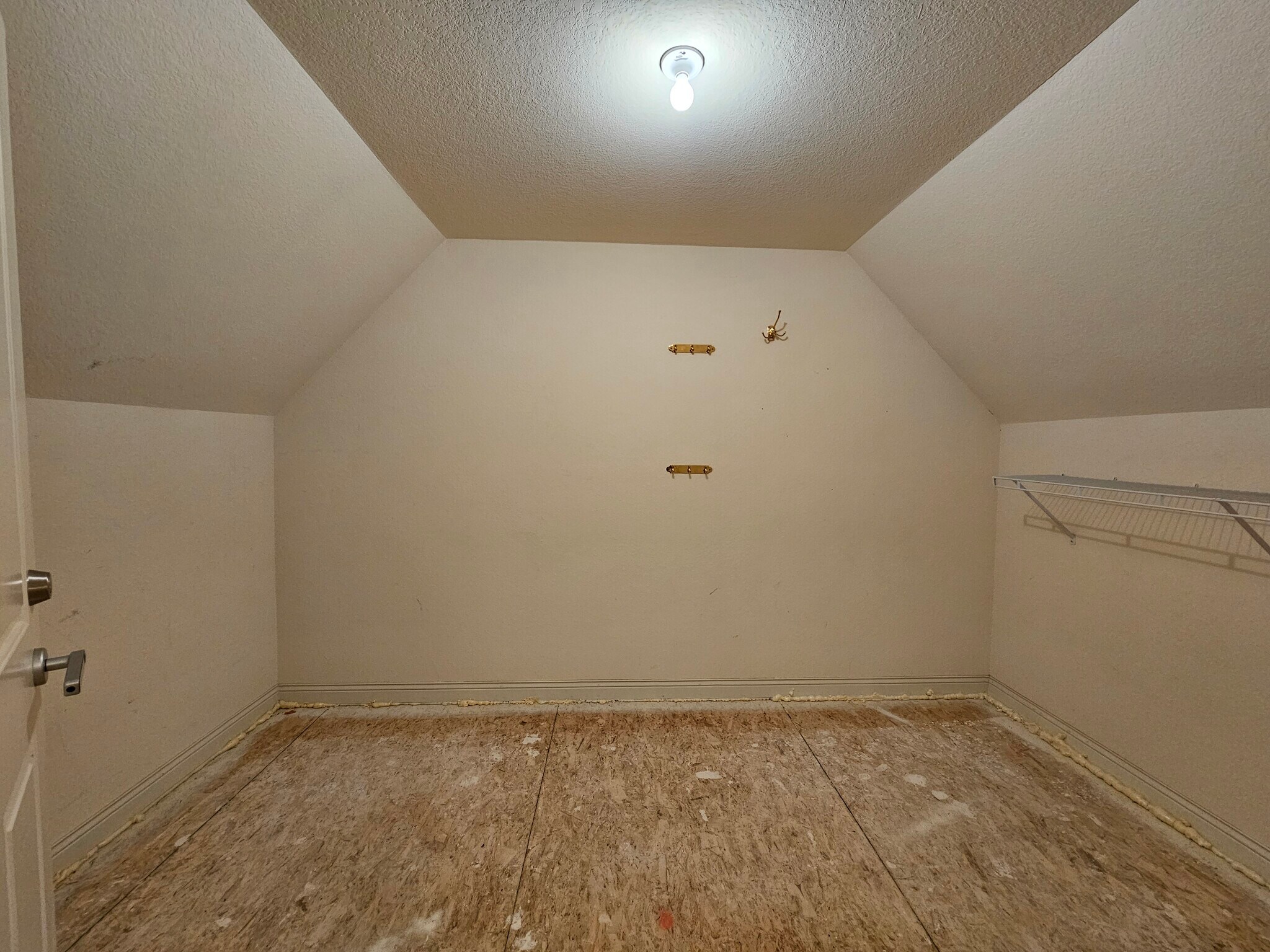 Building Photo - 1850 Stoney Ln