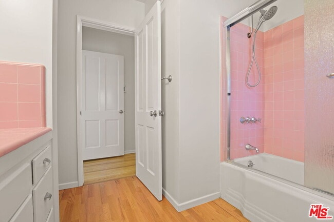 Building Photo - 1373 Beckwith Ave