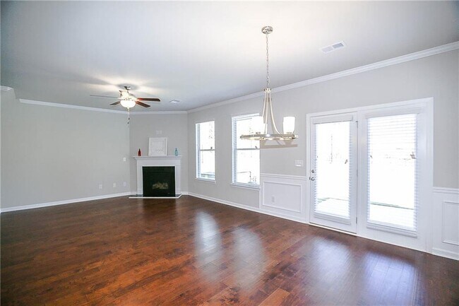 Building Photo - 2304 Shetley Creek Dr