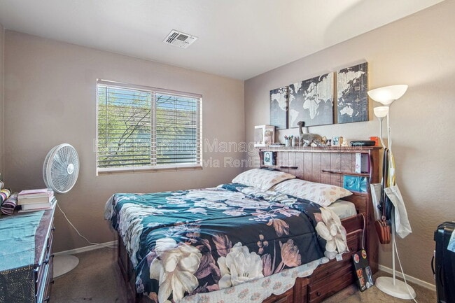 Building Photo - 12571 W Mauna Loa Ln