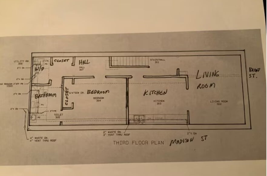 Building Photo - 228 W Broad St