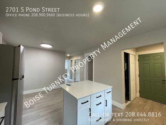 Building Photo - 2701 S Pond St