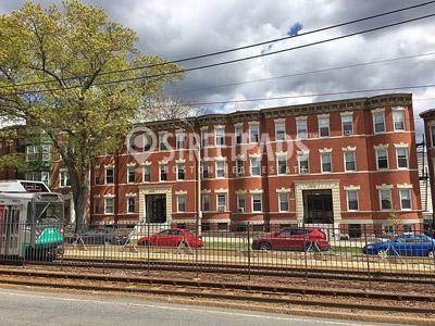 Building Photo - 1 bedroom in Boston MA 02134