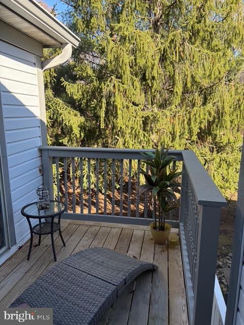 Building Photo - 310 Steeplechase Ct