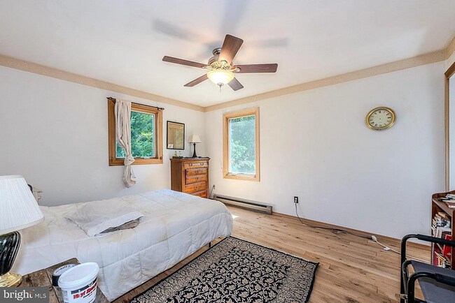 Building Photo - 7221 Hillview Dr