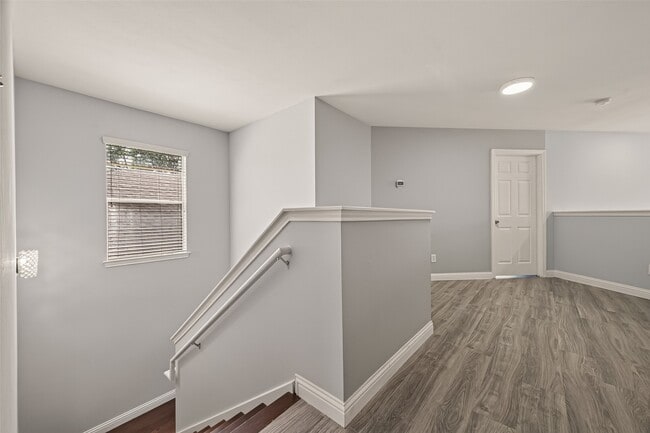 Building Photo - 12819 Wisteria Park Dr