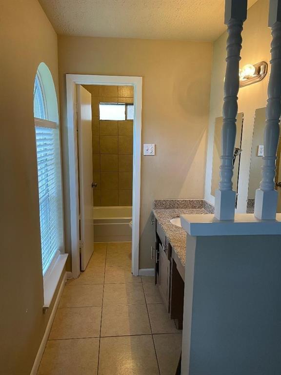 Building Photo - 10306 Twin Hills Ct