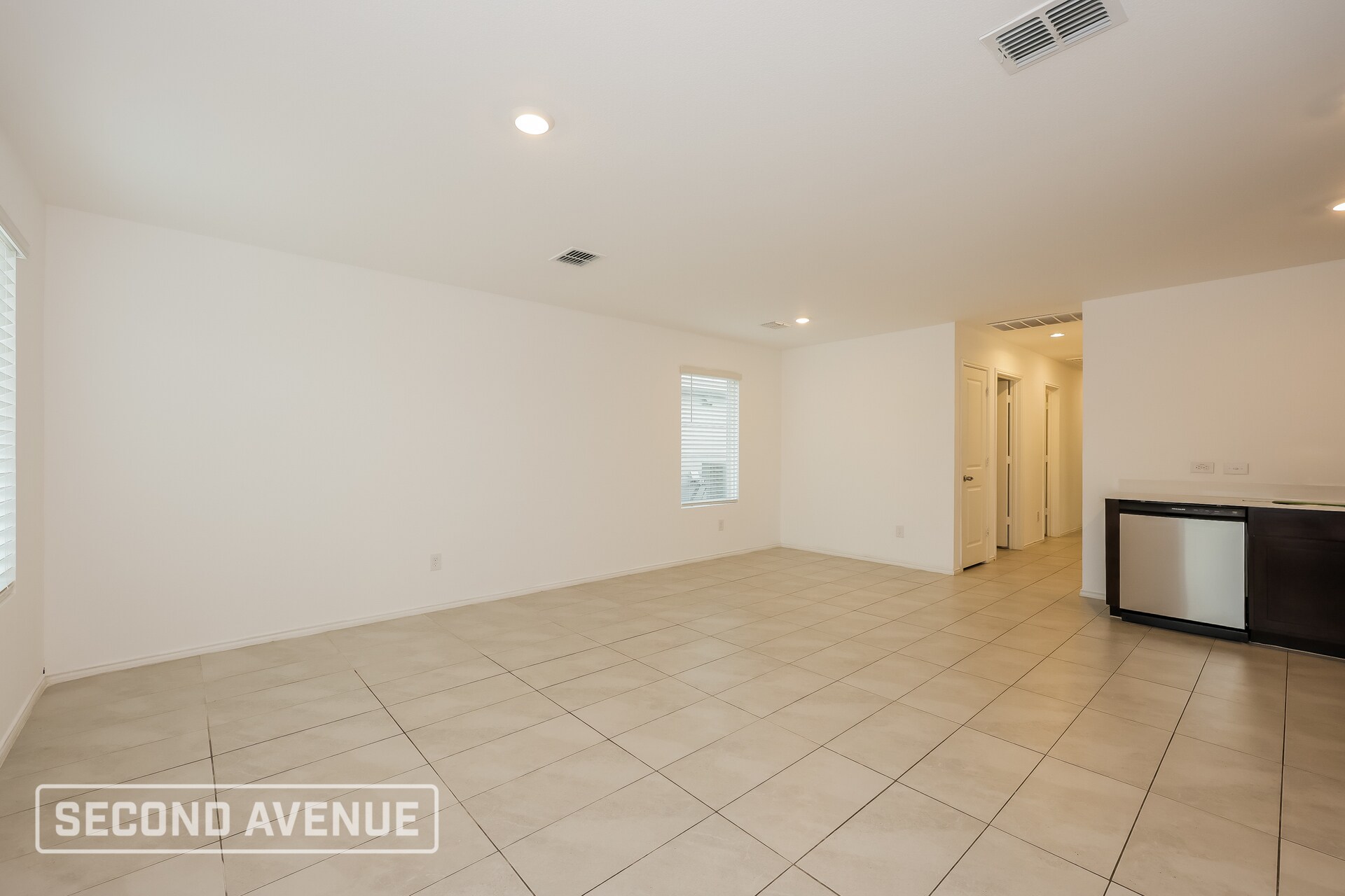 Building Photo - 8633 Cottage Crk Dr