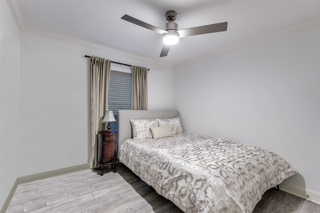 Building Photo - 10501 Old Dawson Ct