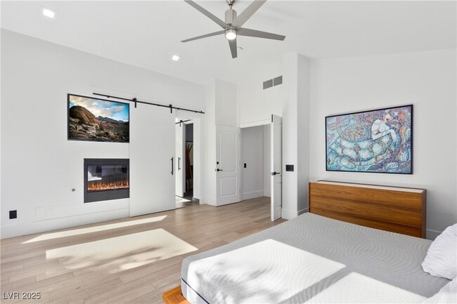 Building Photo - 9301 St James Cir