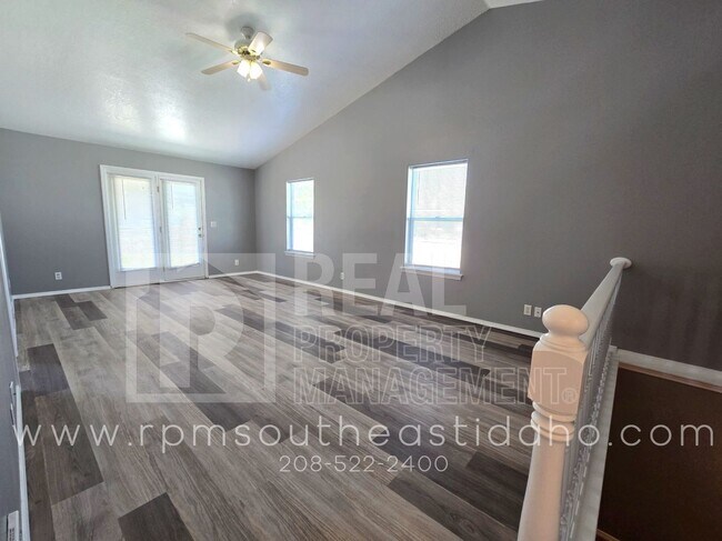 Building Photo - Spacious & Updated 4 Bedroom, 3 Bathroom Twin Home in Ammon (Idaho Falls) for Rent by Real Proper...