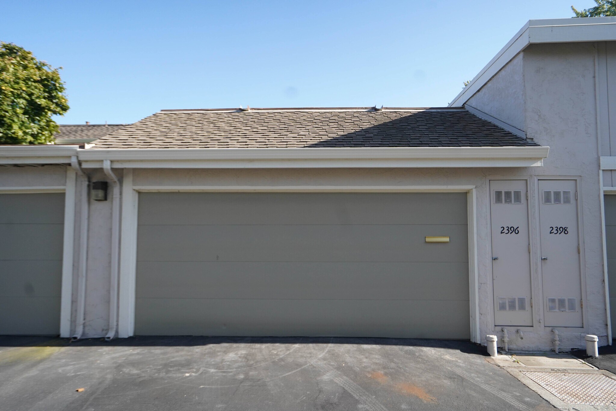 Building Photo - 2396 Shoreside Ct