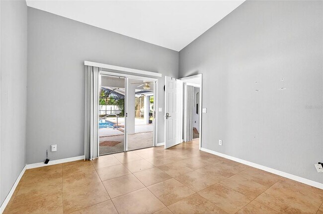 Building Photo - 7839 SW 63rd Ave Rd