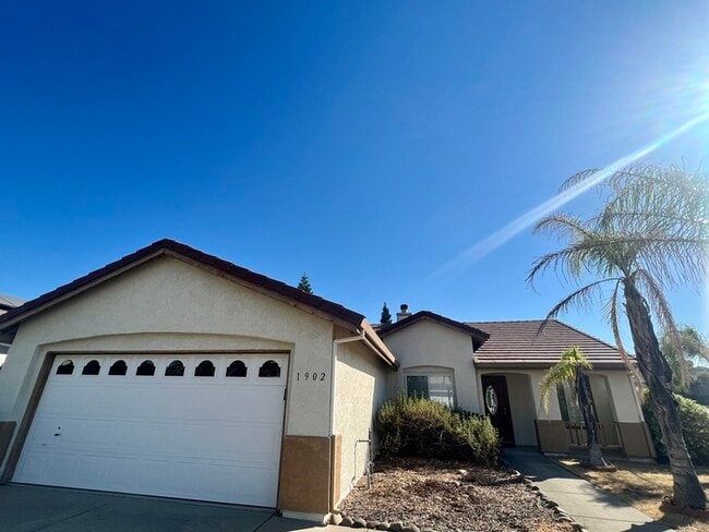 Primary Photo - Beautiful 3bd/2ba Home in Rocklin!