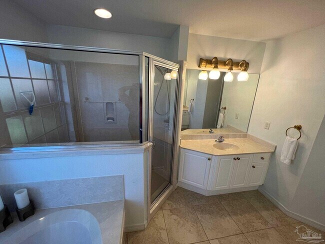 Building Photo - 1959 Melissa Oaks Dr