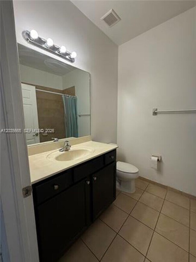 Building Photo - 3467 W 89th Terrace
