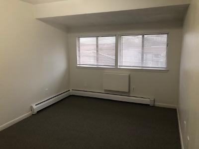 Building Photo - 244 Oakville Ave