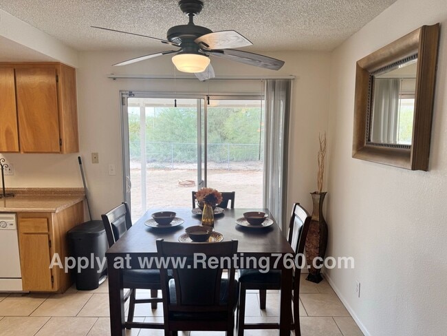 Building Photo - Beautifully Furnished Move-In Ready Home!